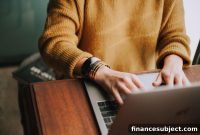 Questrade vs Wealthsimple: Compare Fees, Features, and Accounts