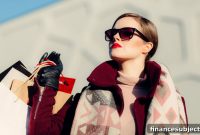 Compare Store Credit Cards in Canada for 2025