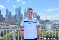 Tennis Star Vasek Pospisil on Investing and Living Without Regrets