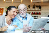 How to Identify and Invest in Market Leaders