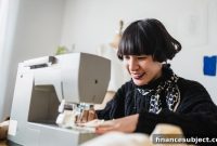 Canadian Side Hustles and Self-Employment: Taxes and Deductions