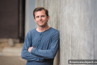 Chris Guillebeau on Gonzo Capitalism and His 100K Side Hustle