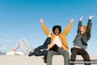 25 Essential Money Moves Canadians Should Make by Age 25