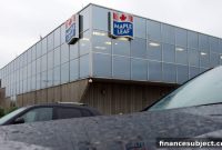 Maple Leaf Foods to Spin Off Publicly Traded Unit