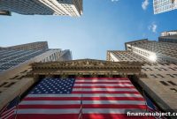 How to Stay Invested in US Stocks Without a Tech Overweight