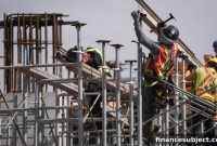 Slower Immigration Could Boost Canadian Wages, Conference Board Says