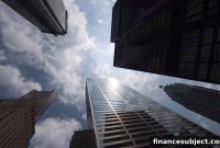 Should You Buy a Mutual Fund from Your Bank?