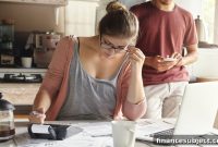 How Much Is a Comfortable Income in Canada?