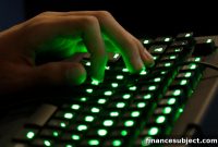 AI-powered scams spike as holiday shopping kicks off