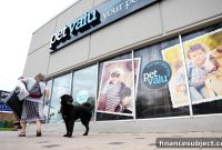 Canadian Natural Boosts Quarterly Dividend After Q4 Profit Surge