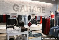 Why Retail Stocks Tumbled Despite Strong Earnings