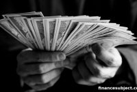 How Much Cash Should You Hold in Your Investment Portfolio?
