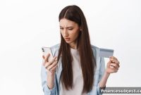 Why Credit Card Rewards Make Us Overspend